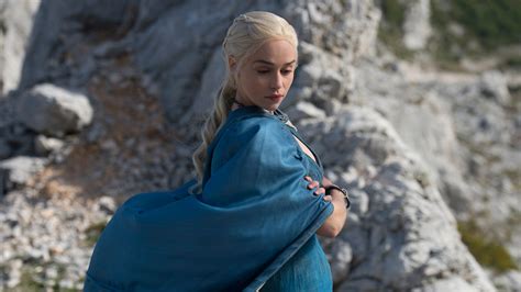 emilia clarke leaked|Emilia Clarke puts up a fight in leaked set clip from Marvel’s。